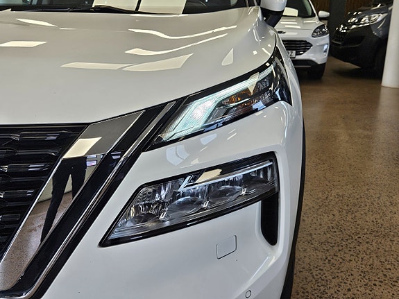 Nissan X-Trail 7 of 21