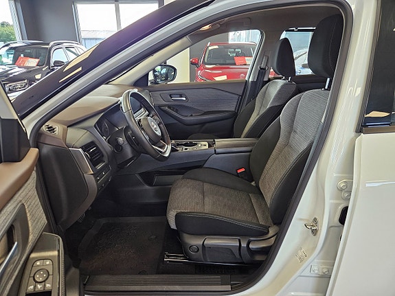 Nissan X-Trail 14 of 21