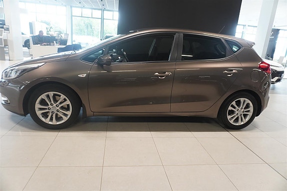 Kia Ceed 3 of 13