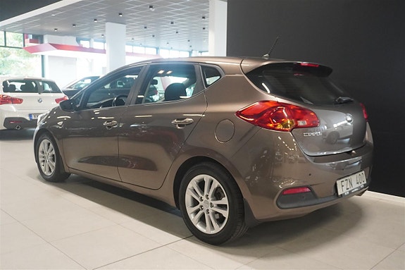 Kia Ceed 4 of 13