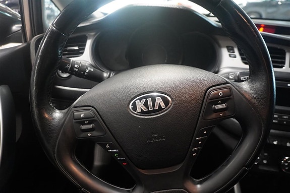 Kia Ceed 8 of 13