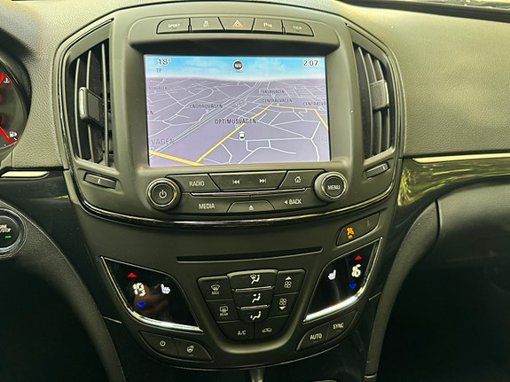 Opel Insignia Country Tourer 9 of 16