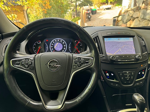 Opel Insignia Country Tourer 8 of 16