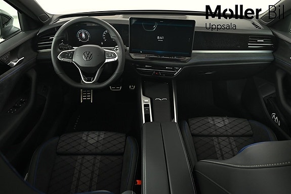 Volkswagen Passat 8 of 10