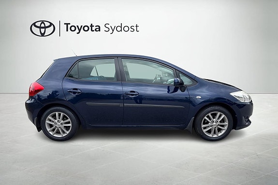 Toyota Auris 16 of 20
