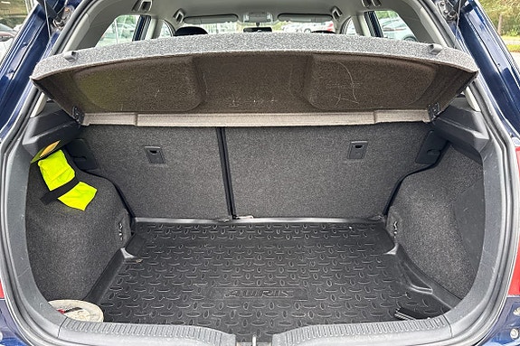 Toyota Auris 10 of 20