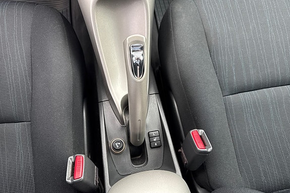 Toyota Auris 20 of 20