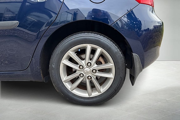 Toyota Auris 15 of 20