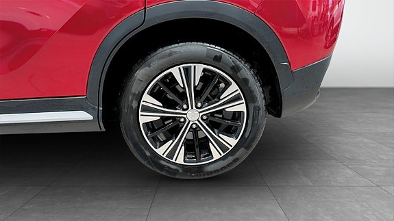 Mitsubishi Eclipse Cross 6 of 12