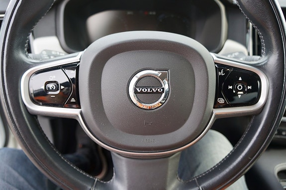 Volvo V90 Cross Country 11 of 13