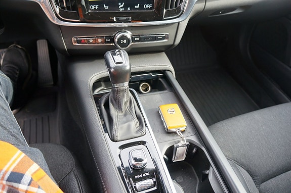 Volvo V90 Cross Country 10 of 13