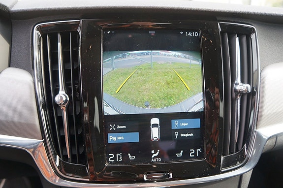 Volvo V90 Cross Country 12 of 13