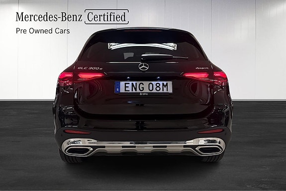 Mercedes-Benz GLC300 e 4 of 22