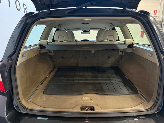 Volvo V70 15 of 15