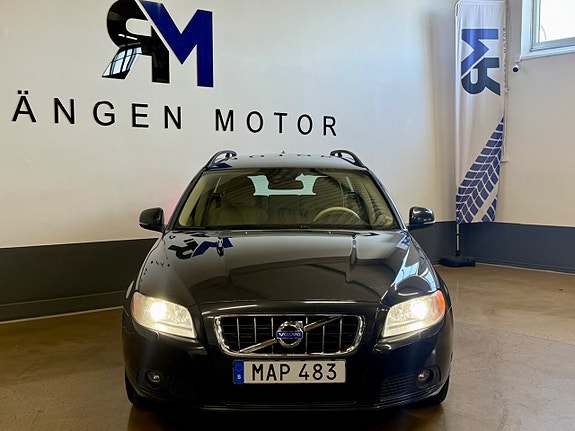 Volvo V70 6 of 15