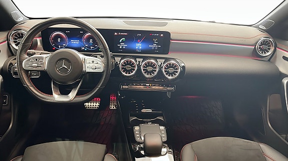 Mercedes-Benz CLA250 10 of 20