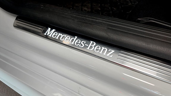 Mercedes-Benz CLA250 14 of 20