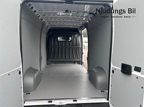 Peugeot Boxer 8 of 10