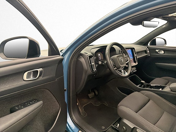 Volvo C40 11 of 30
