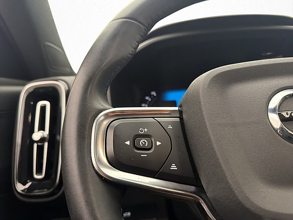 Volvo C40 16 of 30