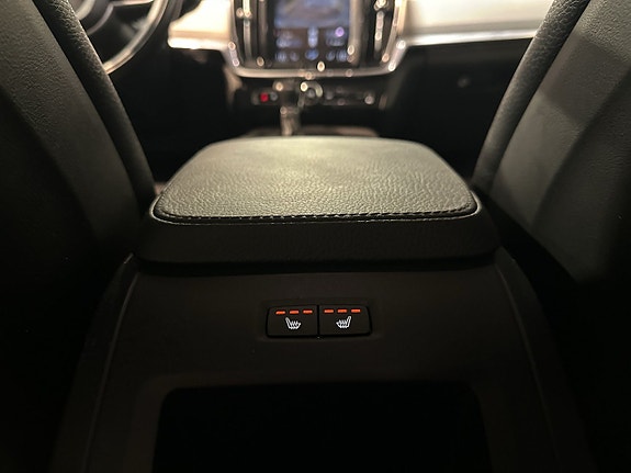 Volvo V90 Cross Country 17 of 24