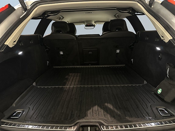 Volvo V90 Cross Country 12 of 24