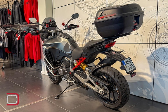 Ducati Multistrada V4 S *Akrapovic helsystem + mycket mer!* 8 of 10