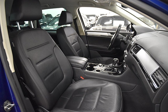 Volkswagen Touareg 12 of 19