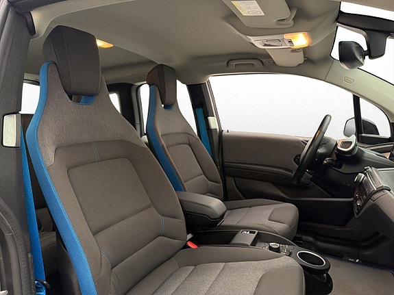 BMW i3s 13 of 30