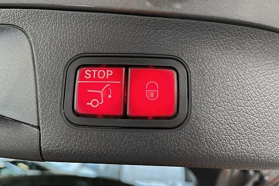 Mercedes-Benz EQA300 15 of 20