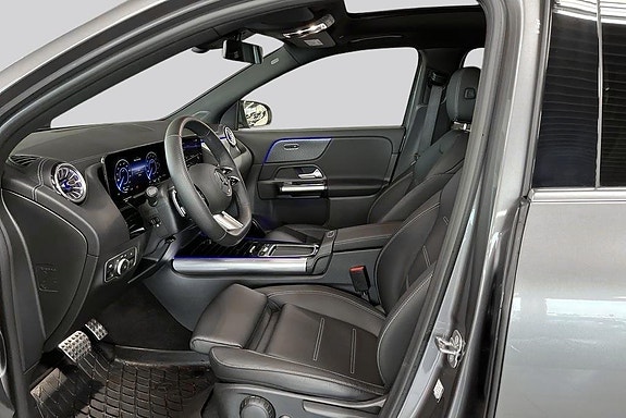 Mercedes-Benz EQA300 8 of 20
