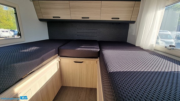 Sun Living A 75 SL Ford 165hk  *  B-körkort * Truma Diesel * Aut * 5 Bältade platser RÄNTEKAMPANJ 3.95% 16 of 24