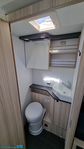 Sun Living A 75 SL Ford 165hk  *  B-körkort * Truma Diesel * Aut * 5 Bältade platser RÄNTEKAMPANJ 3.95% 19 of 24