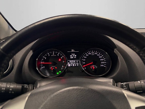 Nissan Qashqai 14 of 15
