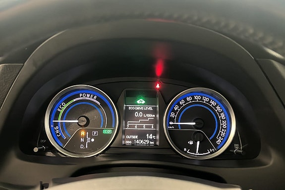 Toyota Auris 11 of 14