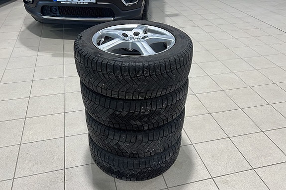 Toyota Auris 13 of 14