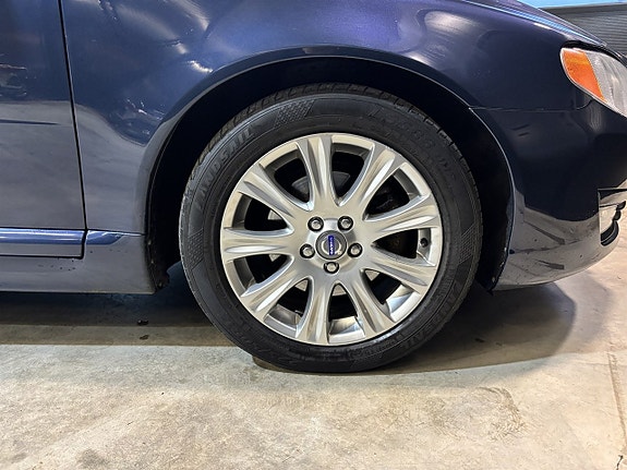 Volvo V70 20 of 23