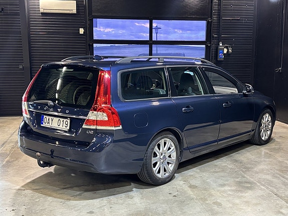 Volvo V70 6 of 23