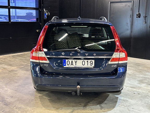 Volvo V70 5 of 23