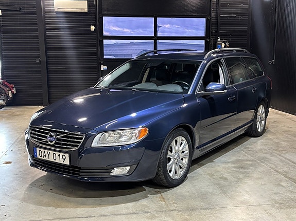 Volvo V70 3 of 23