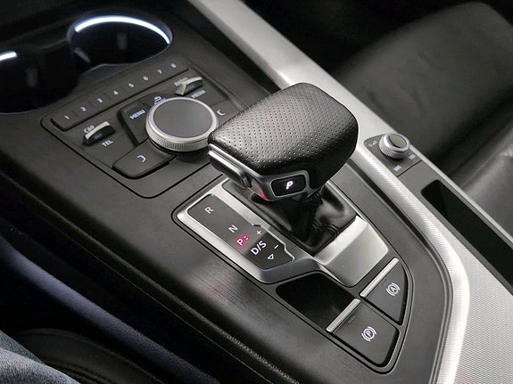 Audi A4 allroad 11 of 18