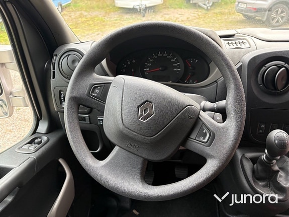 Renault Master 18 of 30