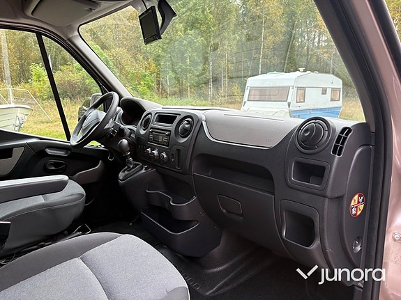 Renault Master 12 of 30