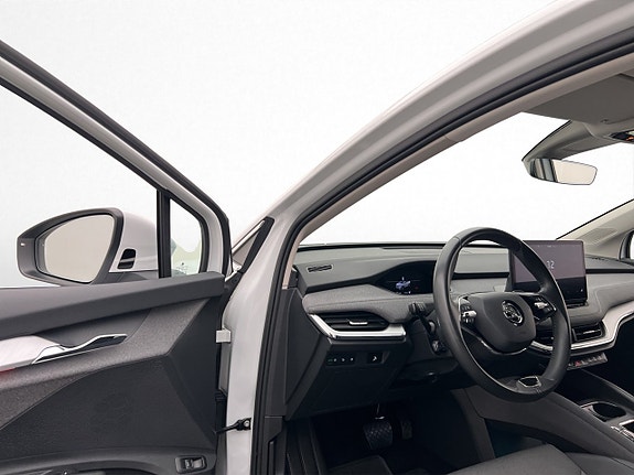 Skoda Enyaq 14 of 30