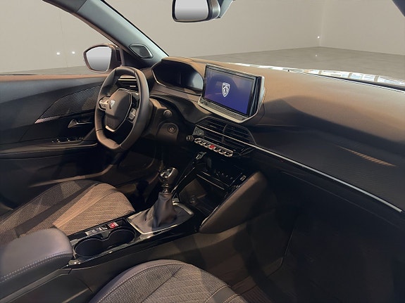 Peugeot 2008 12 of 13
