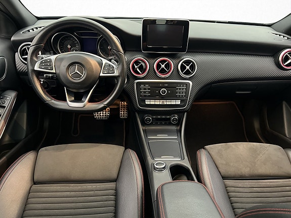 Mercedes-Benz A180 13 of 30