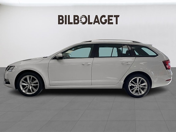 Skoda Octavia 2 of 13