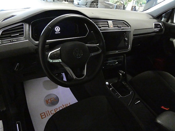 Volkswagen Tiguan 10 of 22