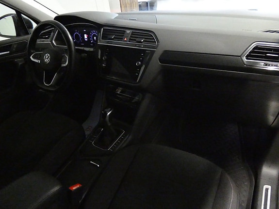 Volkswagen Tiguan 11 of 22