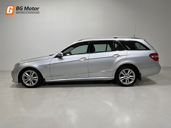 Mercedes-Benz E220 3 of 20
